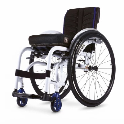 Aktivní a ultralehké invalidní vozíky Quickie Xenon² Hybrid foto